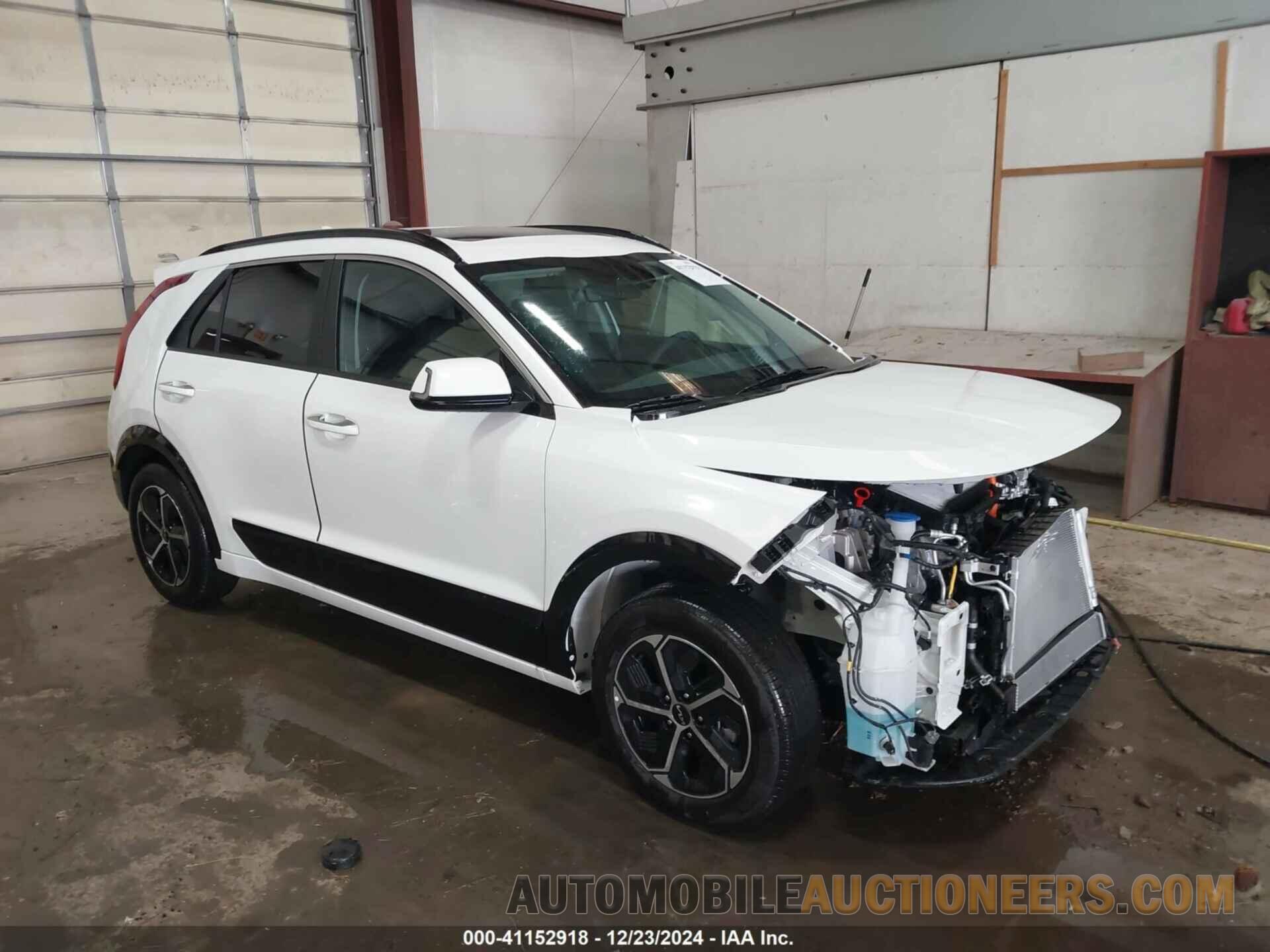 KNDCT3LE4S5219109 KIA NIRO 2025