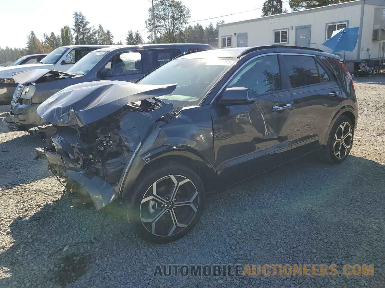 KNDCT3LE6P5083797 KIA NIRO SX 2023