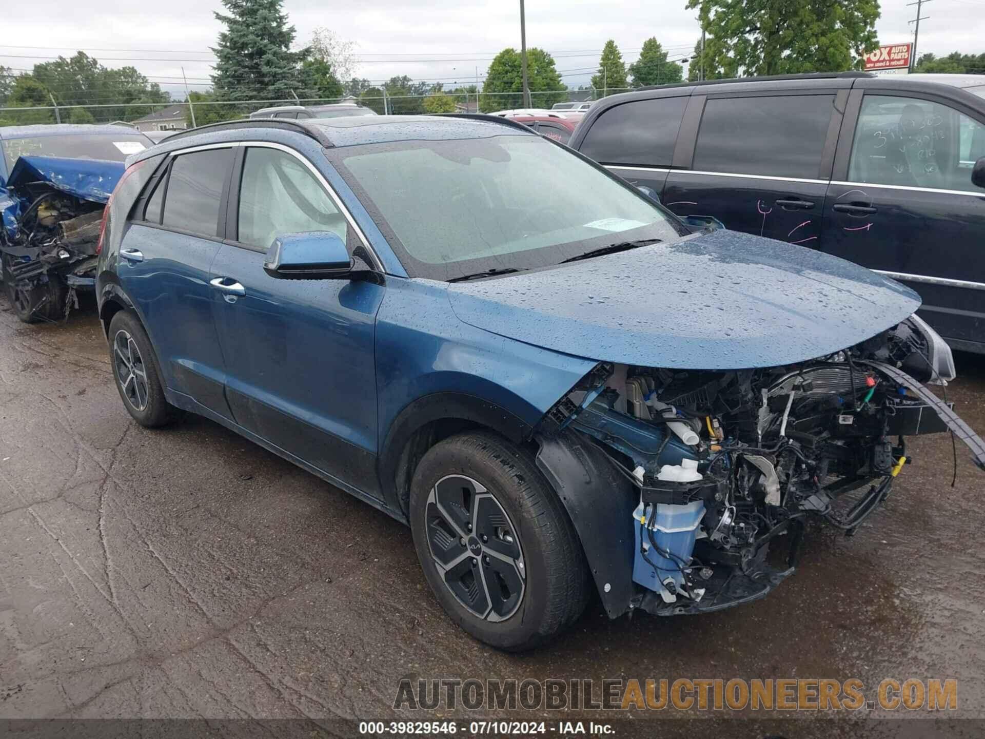 KNDCT3LE6R5157299 KIA NIRO 2024