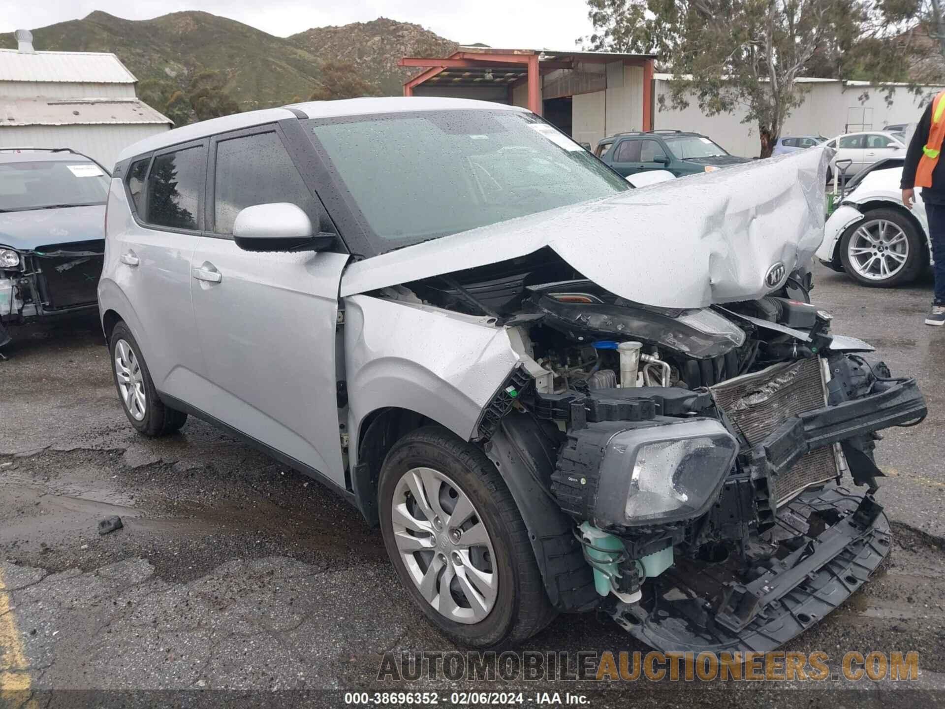 KNDJ23AU0L7015238 KIA SOUL 2020