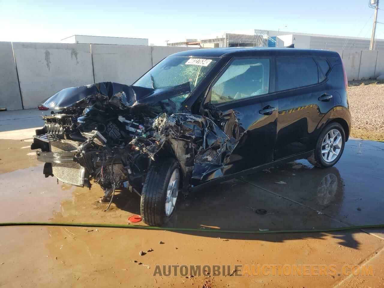 KNDJ23AU1L7014745 KIA SOUL 2020