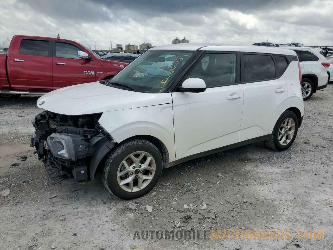 KNDJ23AU1L7059457 KIA SOUL 2020