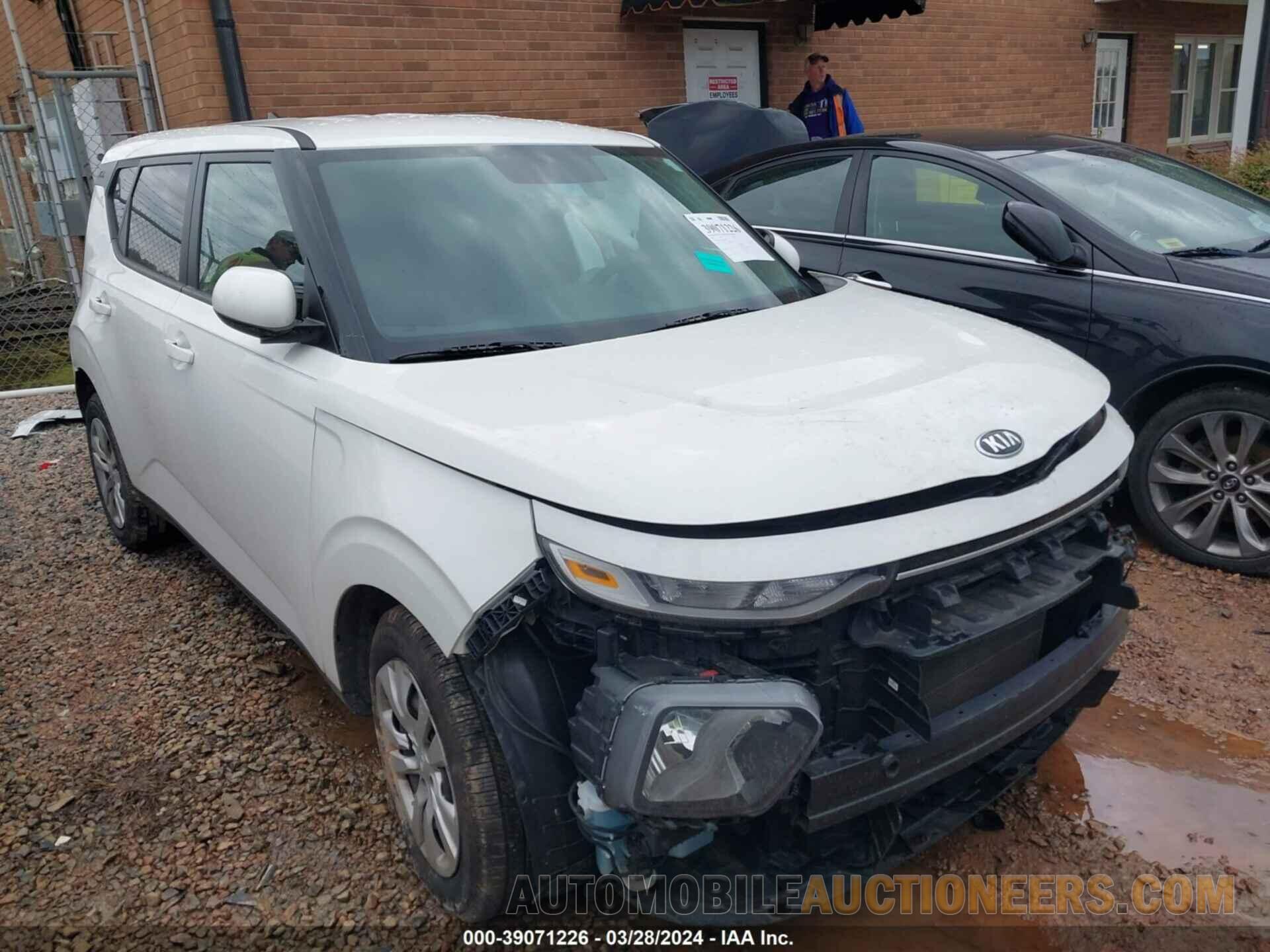 KNDJ23AU1L7068160 KIA SOUL 2020