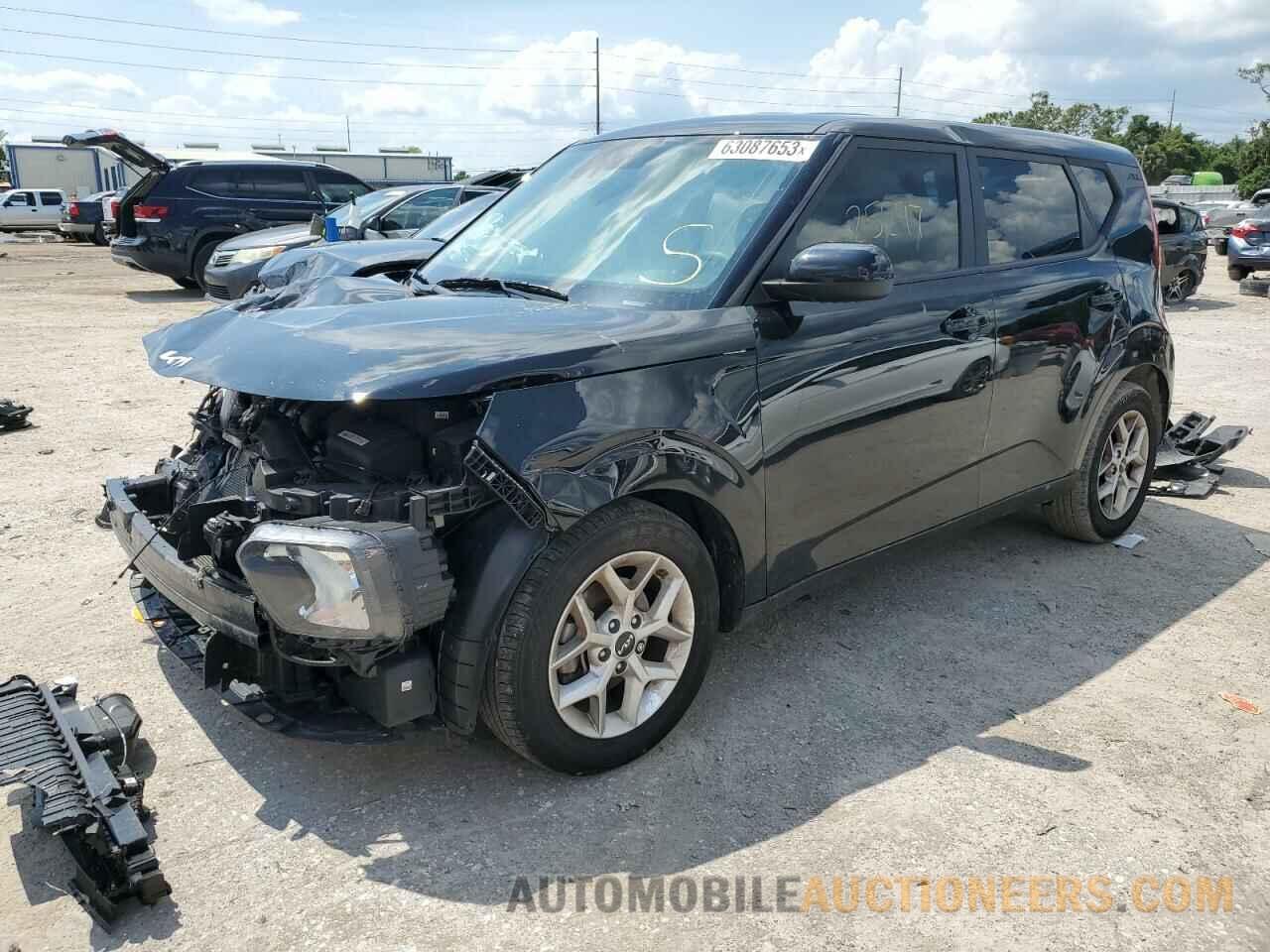 KNDJ23AU1N7186180 KIA SOUL 2022