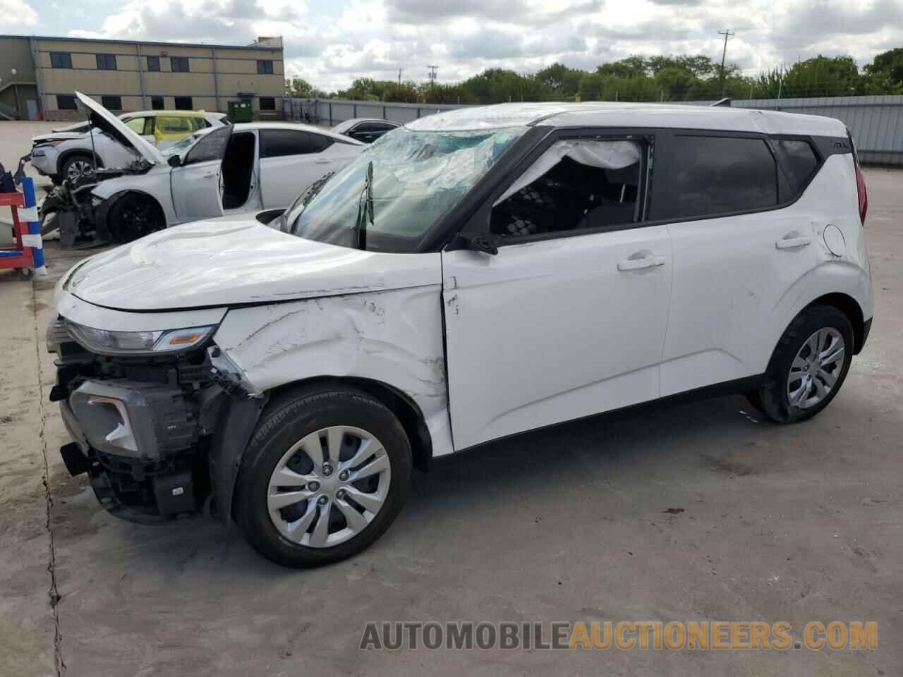 KNDJ23AU3M7143734 KIA SOUL 2021