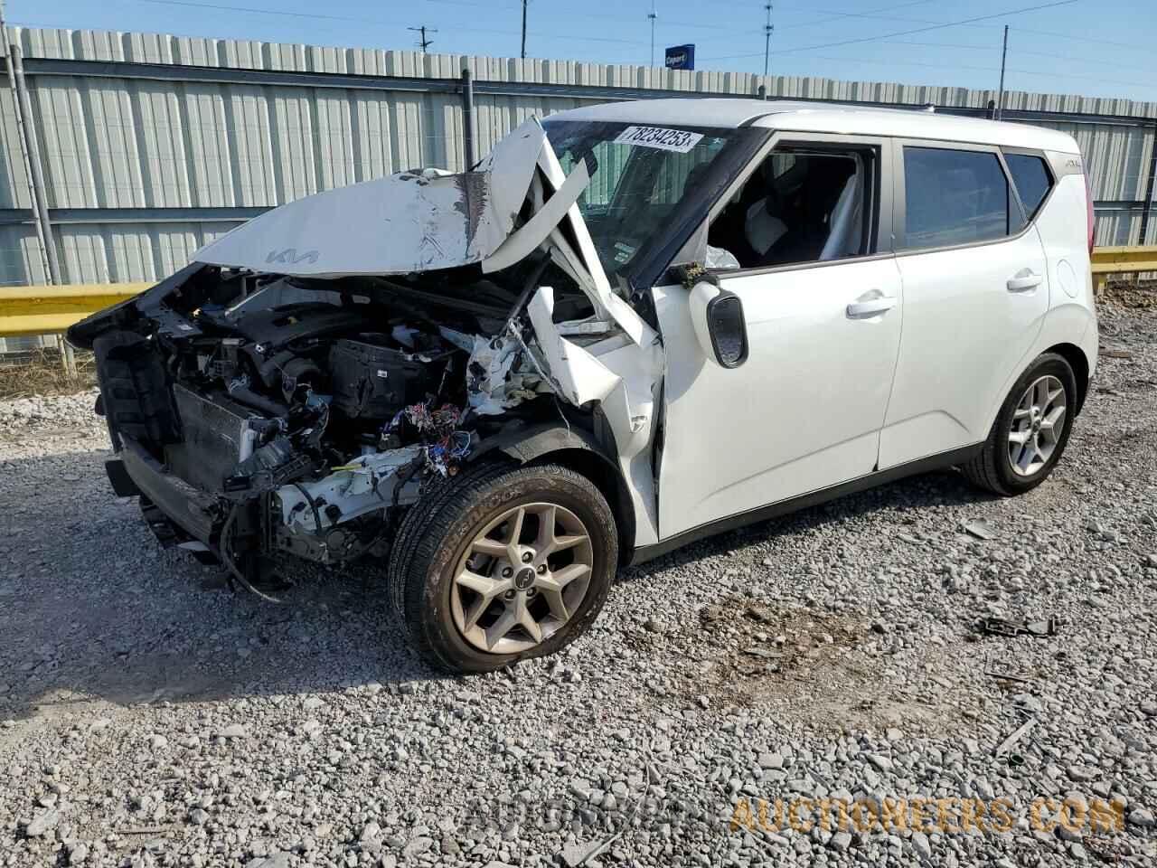 KNDJ23AU3N7161572 KIA SOUL 2022