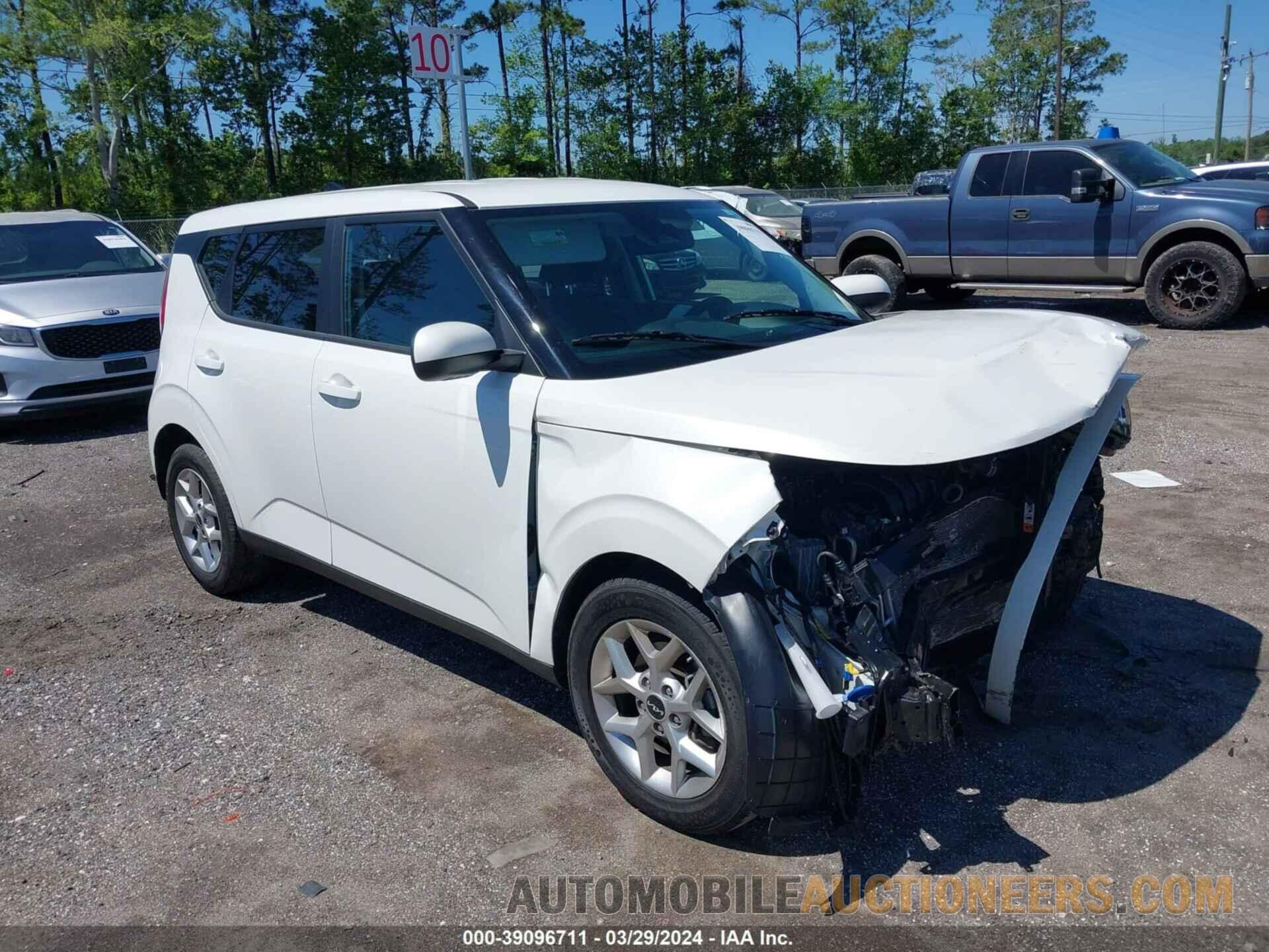 KNDJ23AU5P7870605 KIA SOUL 2023