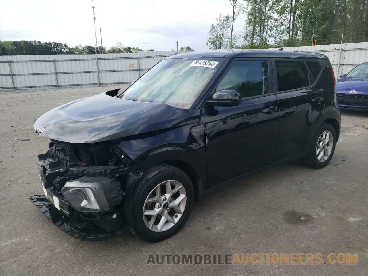 KNDJ23AU6L7731075 KIA SOUL 2020