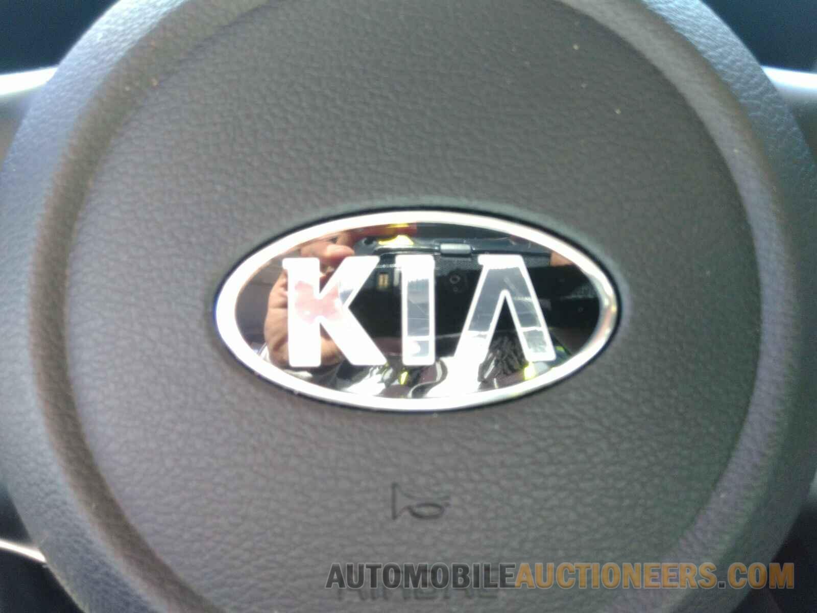 KNDJ23AU8L7061058 Kia Soul 2020