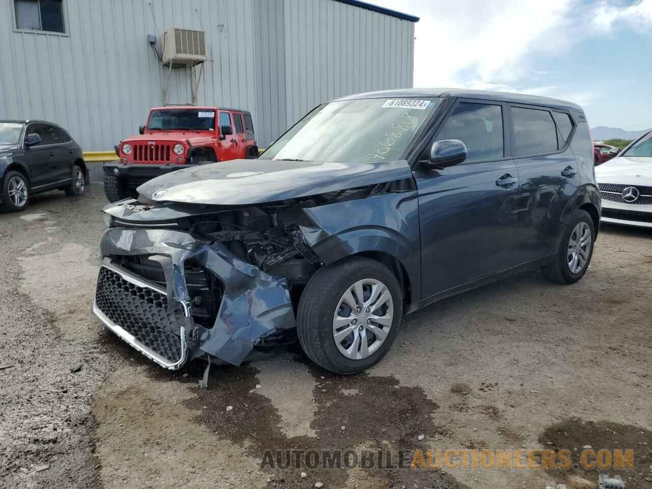 KNDJ23AU8L7068818 KIA SOUL 2020