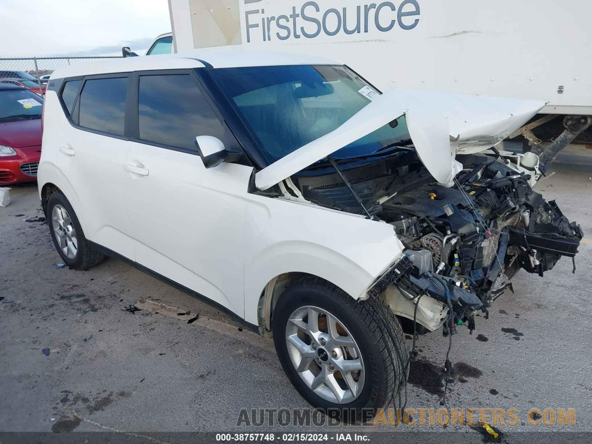 KNDJ23AU8N7815076 KIA SOUL 2022