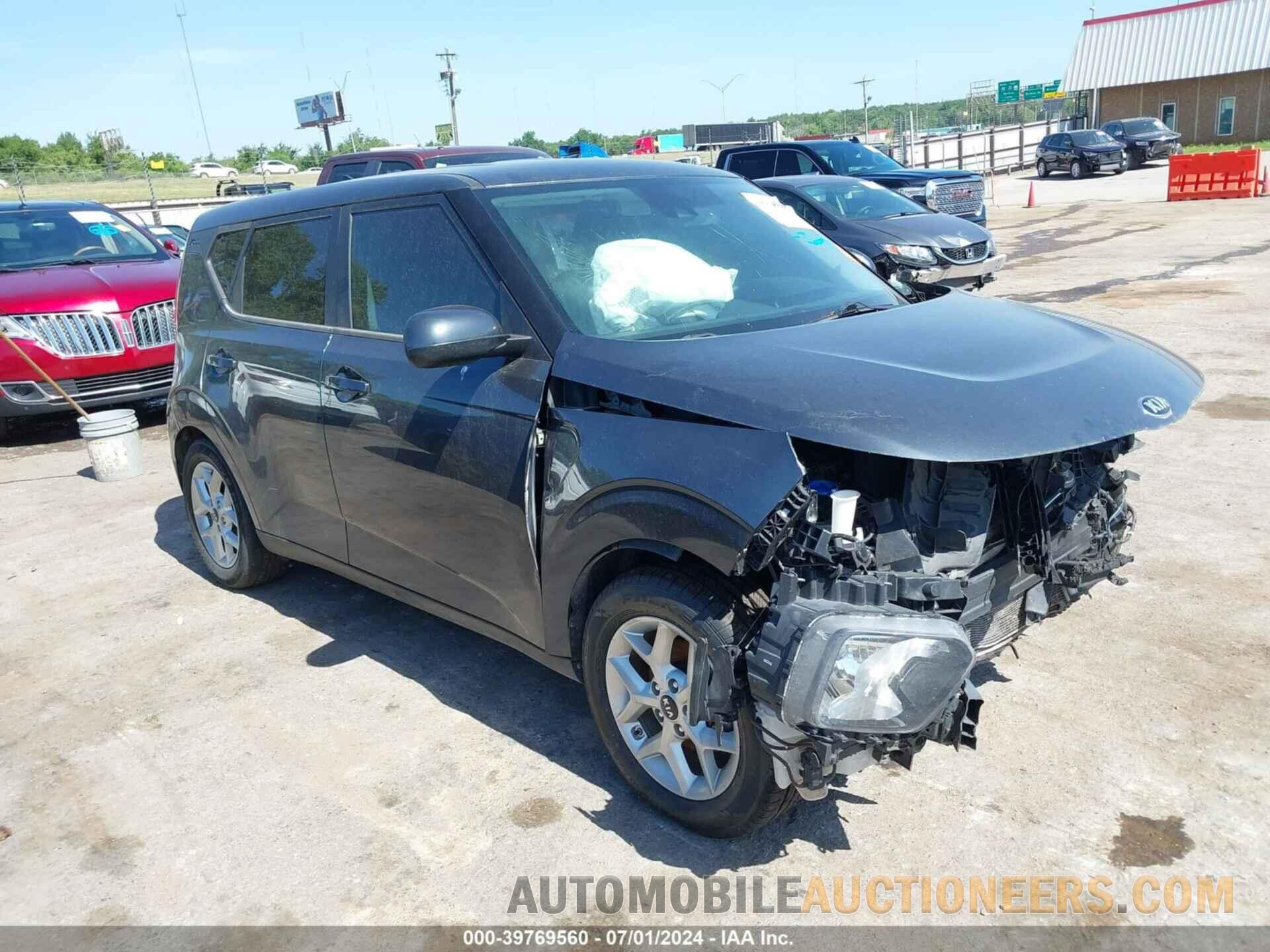 KNDJ23AU9L7107979 KIA SOUL 2020