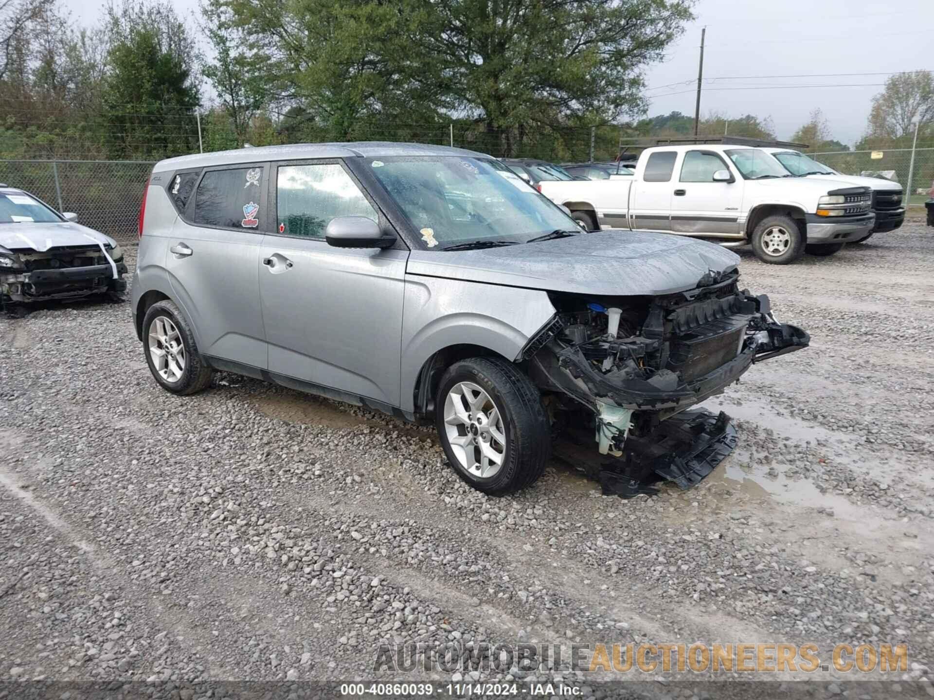 KNDJ23AUXN7805584 KIA SOUL 2022