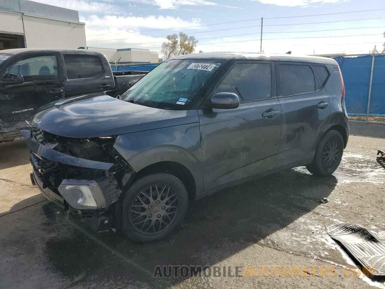 KNDJ23AUXN7805858 KIA SOUL 2022