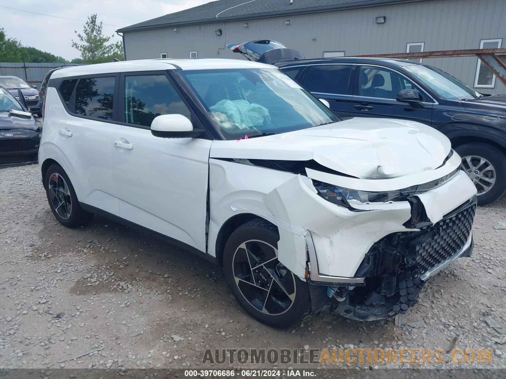 KNDJ33AU0P7868547 KIA SOUL 2023