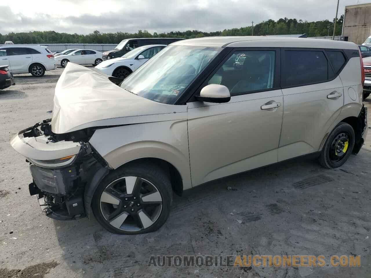 KNDJ33AU2L7070769 KIA SOUL 2020