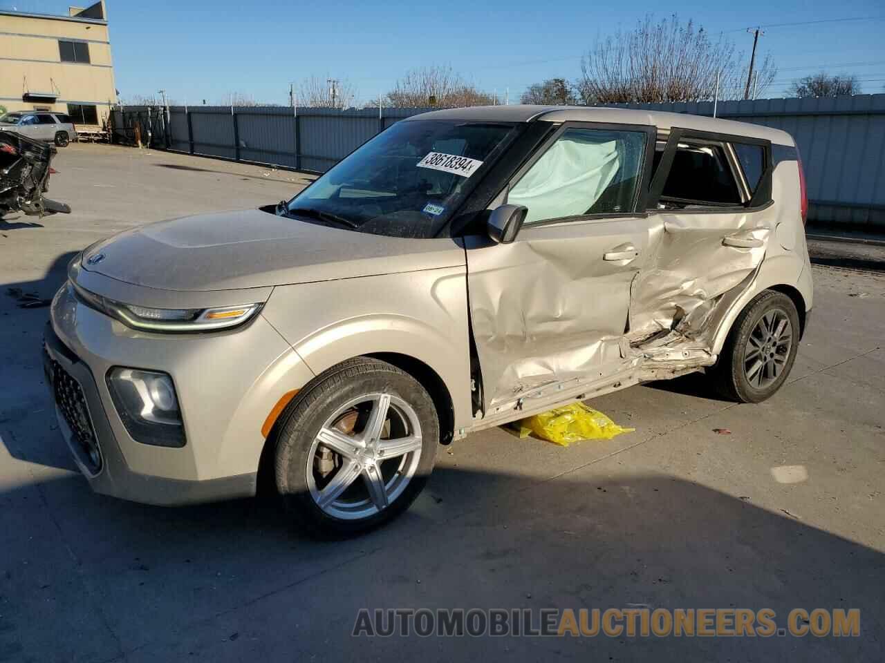 KNDJ33AU4L7026806 KIA SOUL 2020