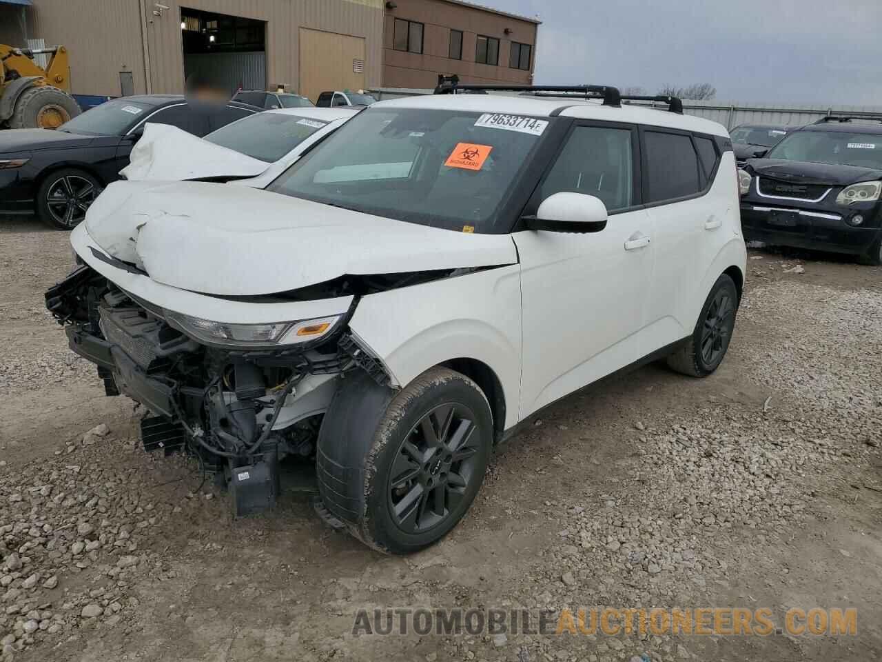 KNDJ33AU5N7165958 KIA SOUL 2022