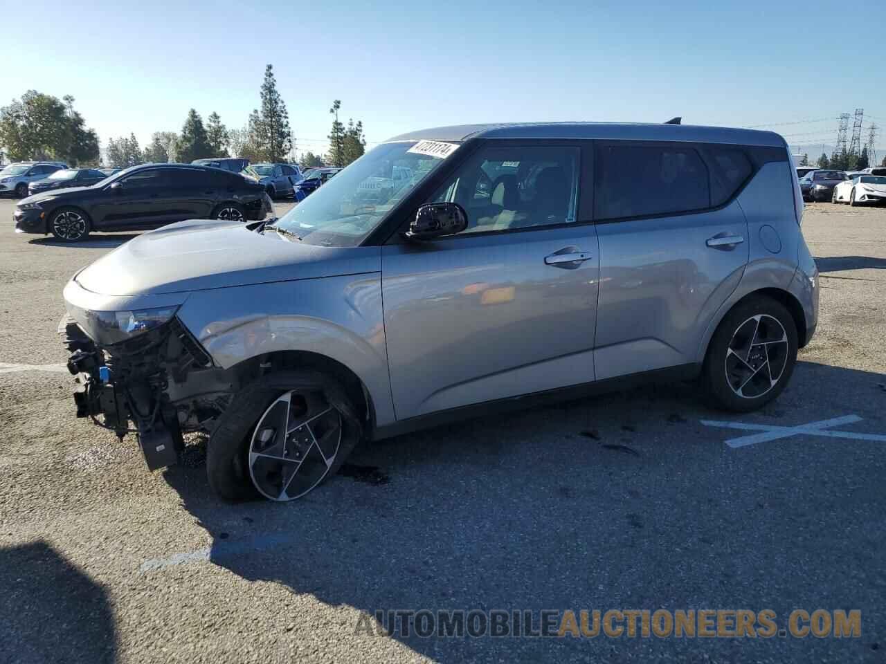 KNDJ33AU5P7851937 KIA SOUL 2023