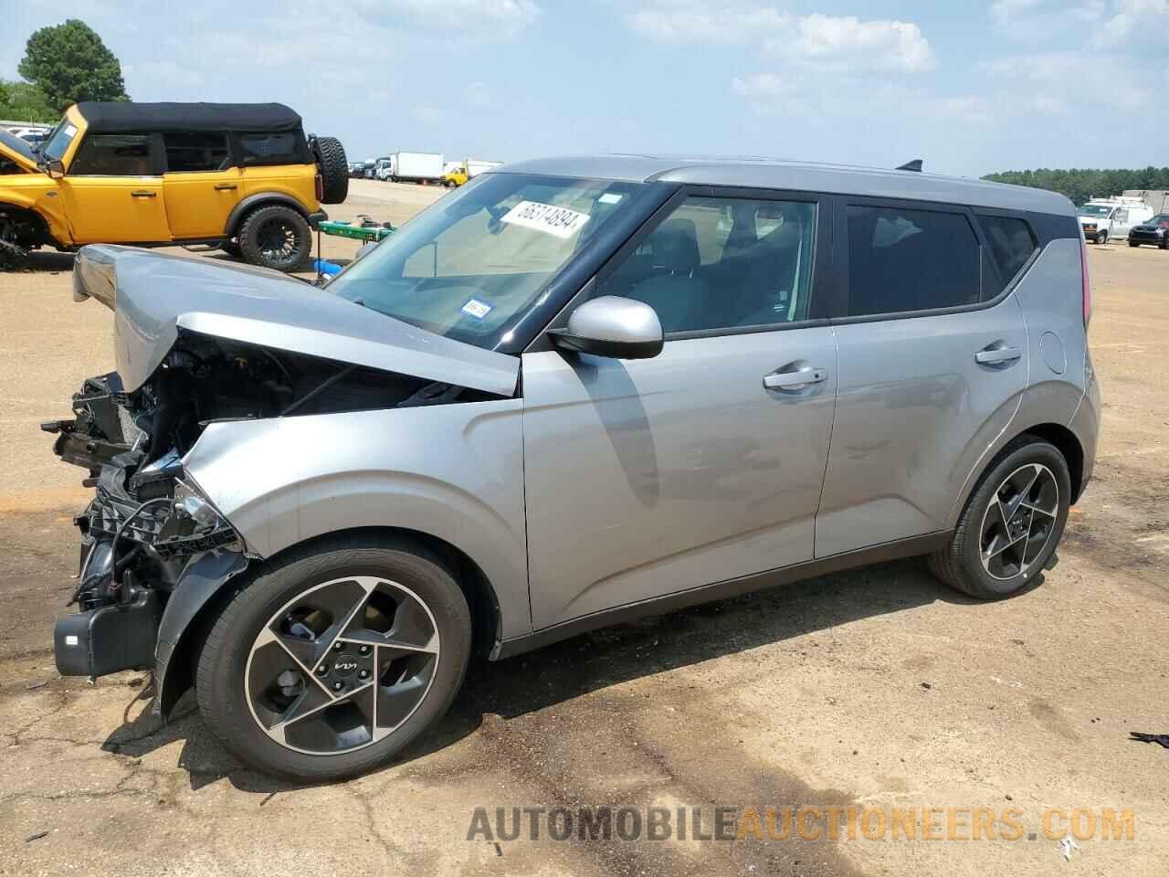 KNDJ33AU6P7879858 KIA SOUL 2023