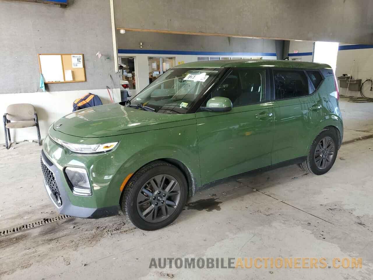 KNDJ33AU7M7127646 KIA SOUL 2021