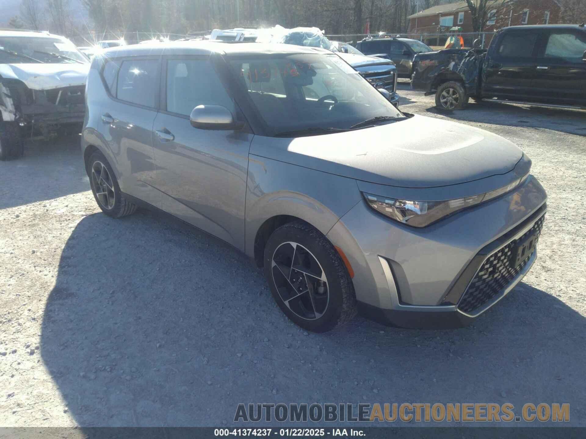 KNDJ33AU7P7856024 KIA SOUL 2023