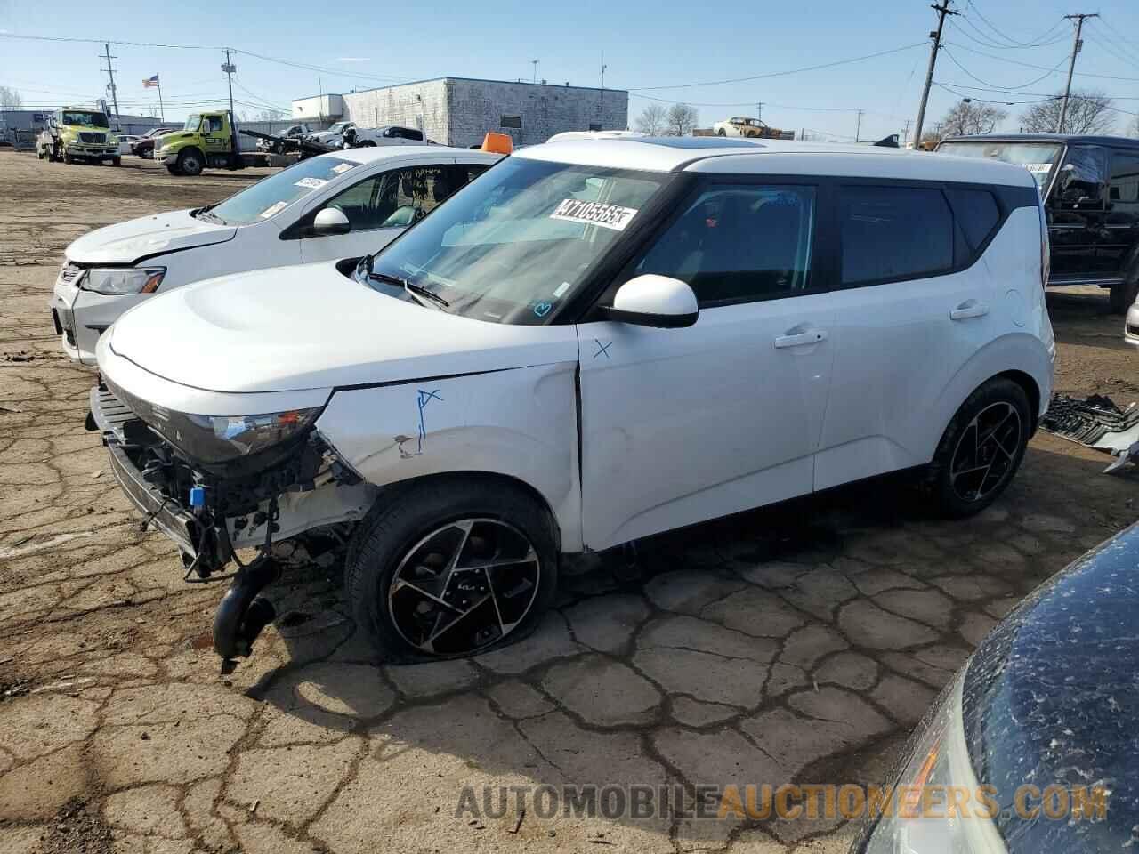 KNDJ33AU8P7857389 KIA SOUL 2023