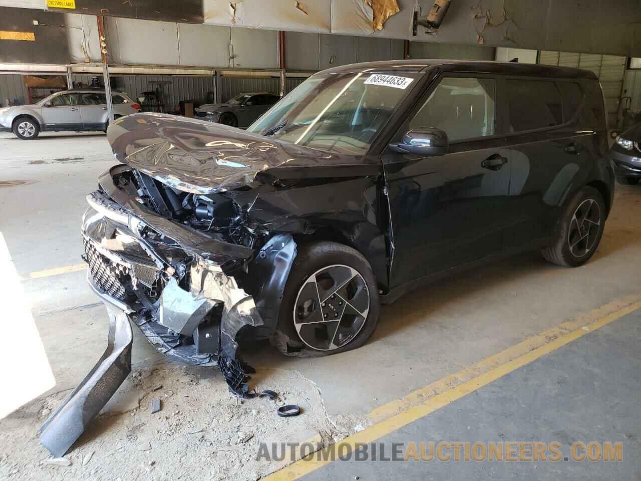 KNDJ33AU8P7868781 KIA SOUL 2023