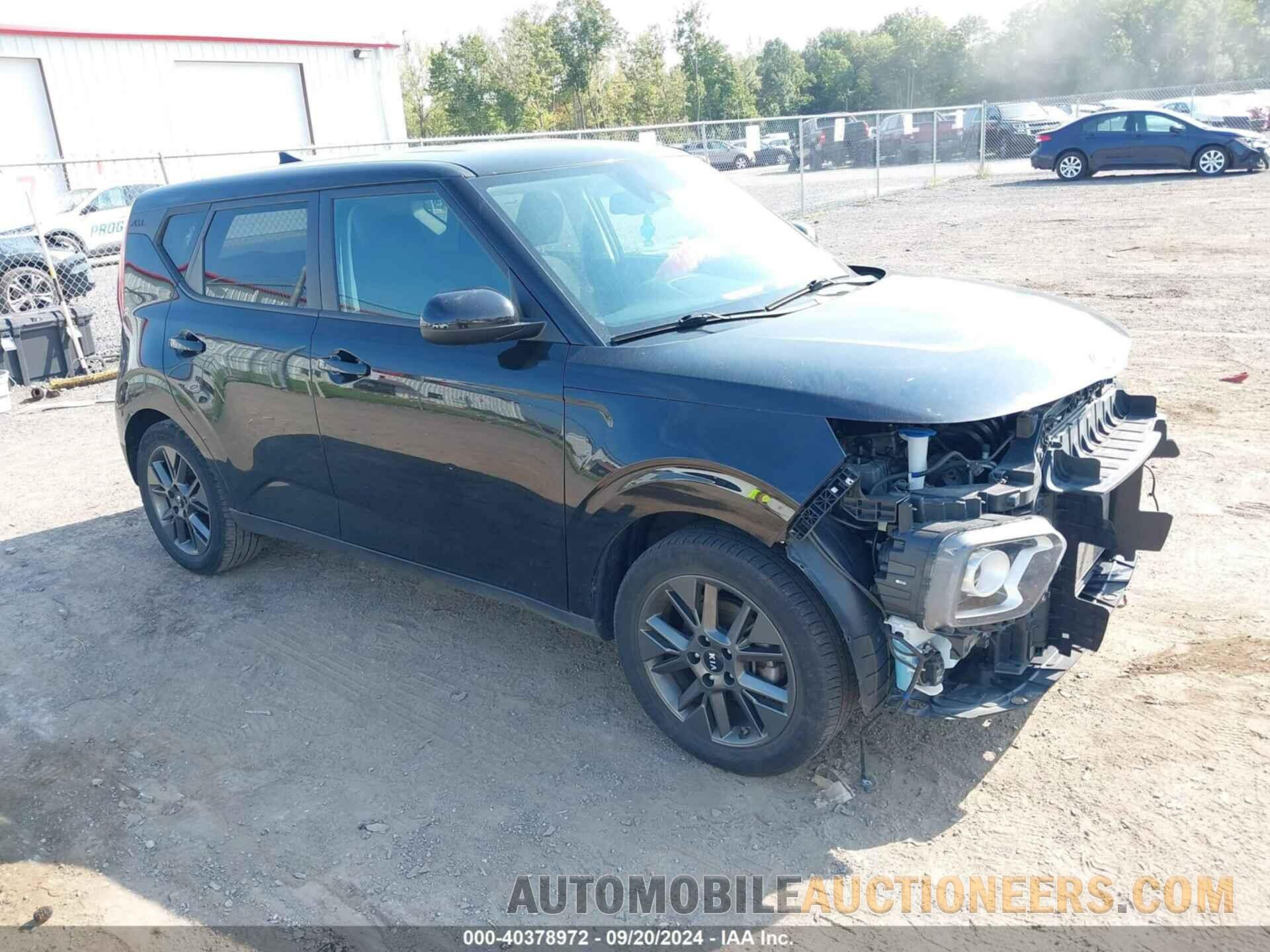 KNDJ33AUXL7718259 KIA SOUL 2020