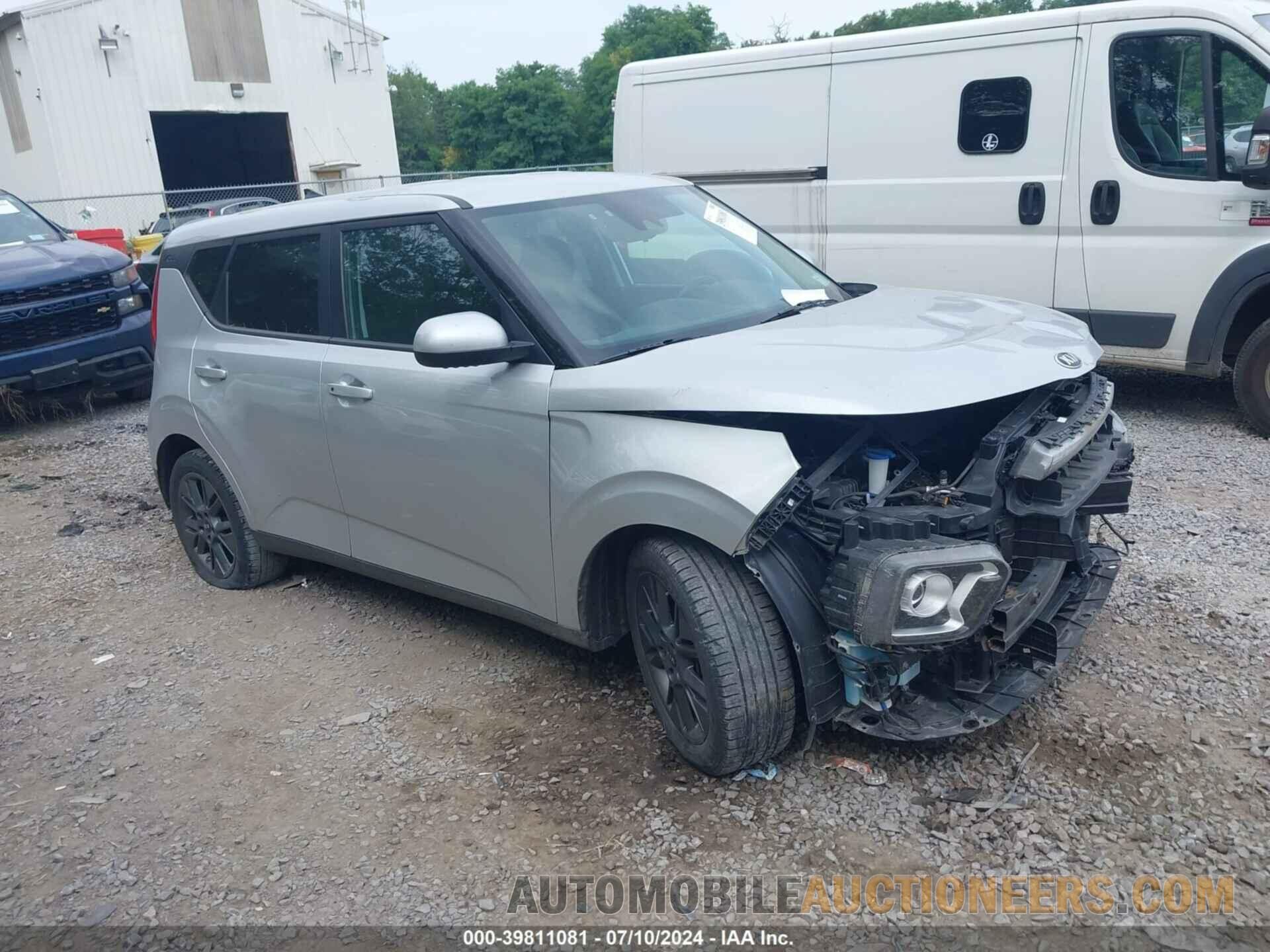 KNDJ33AUXL7721677 KIA SOUL 2020