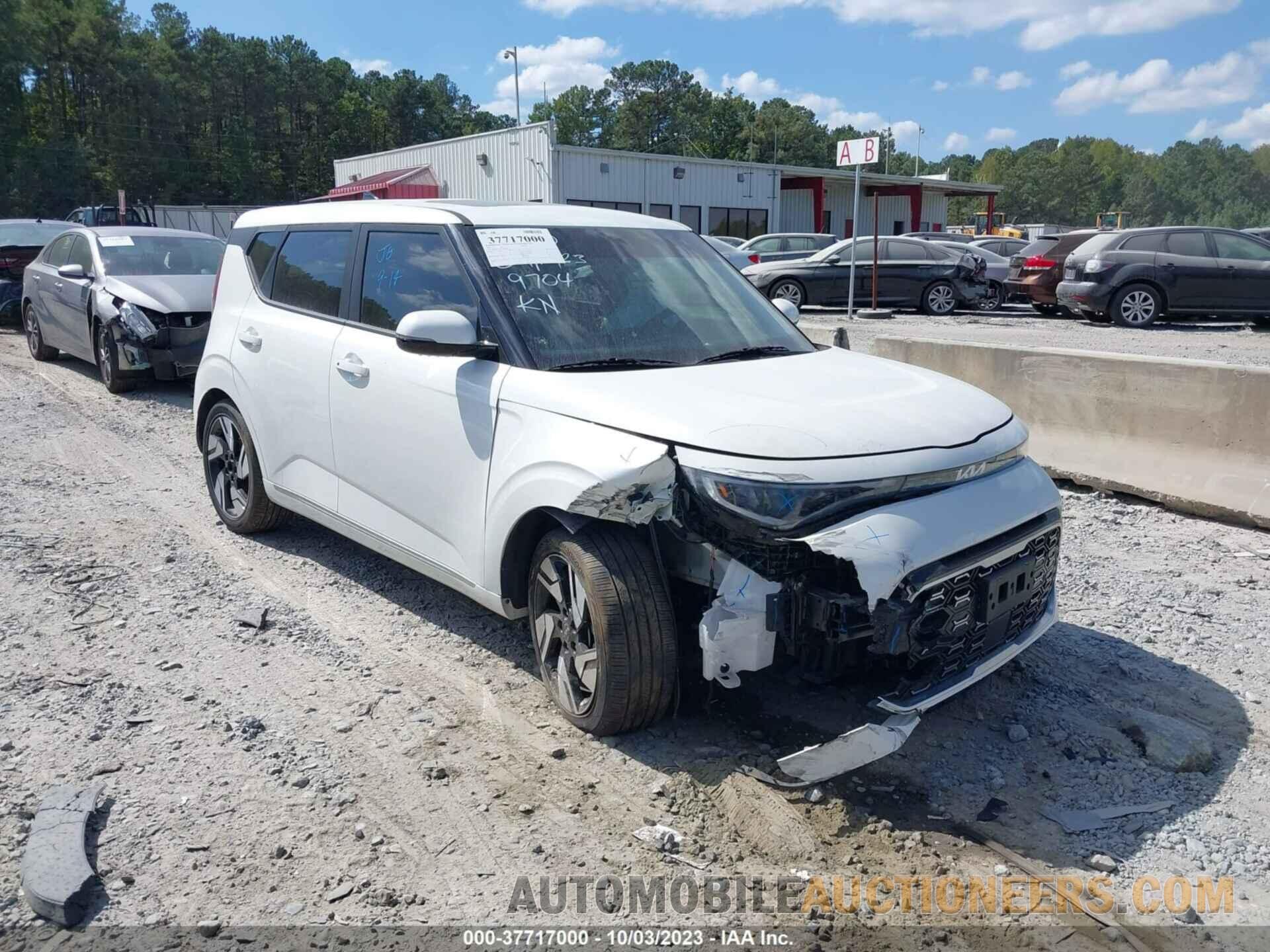 KNDJ53AU8P7859704 KIA SOUL 2023