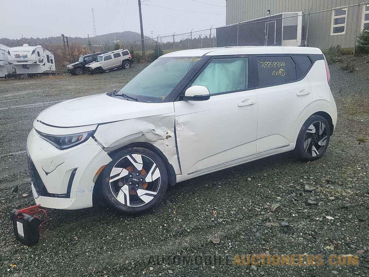 KNDJ53AU8P7862781 KIA SOUL 2023