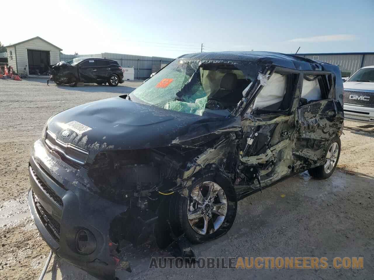 KNDJN2A21J7590414 KIA SOUL 2018