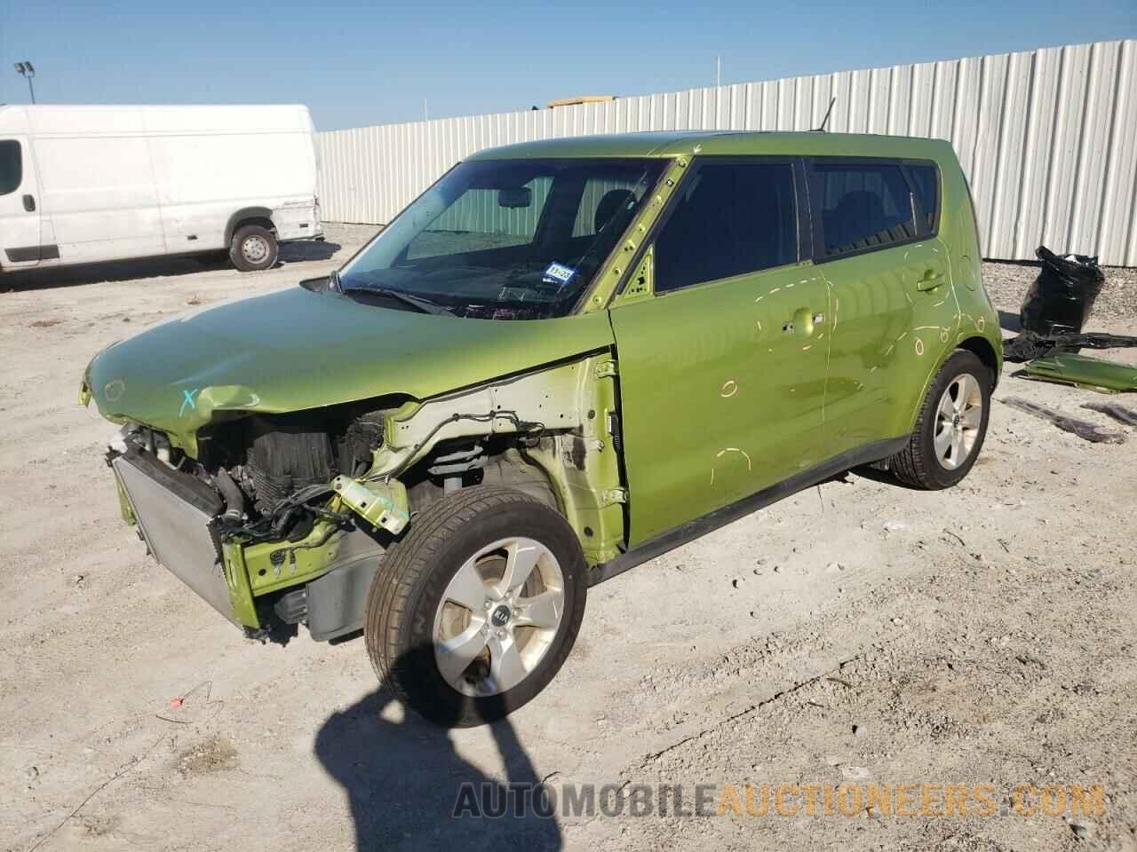 KNDJN2A21J7893516 KIA SOUL 2018