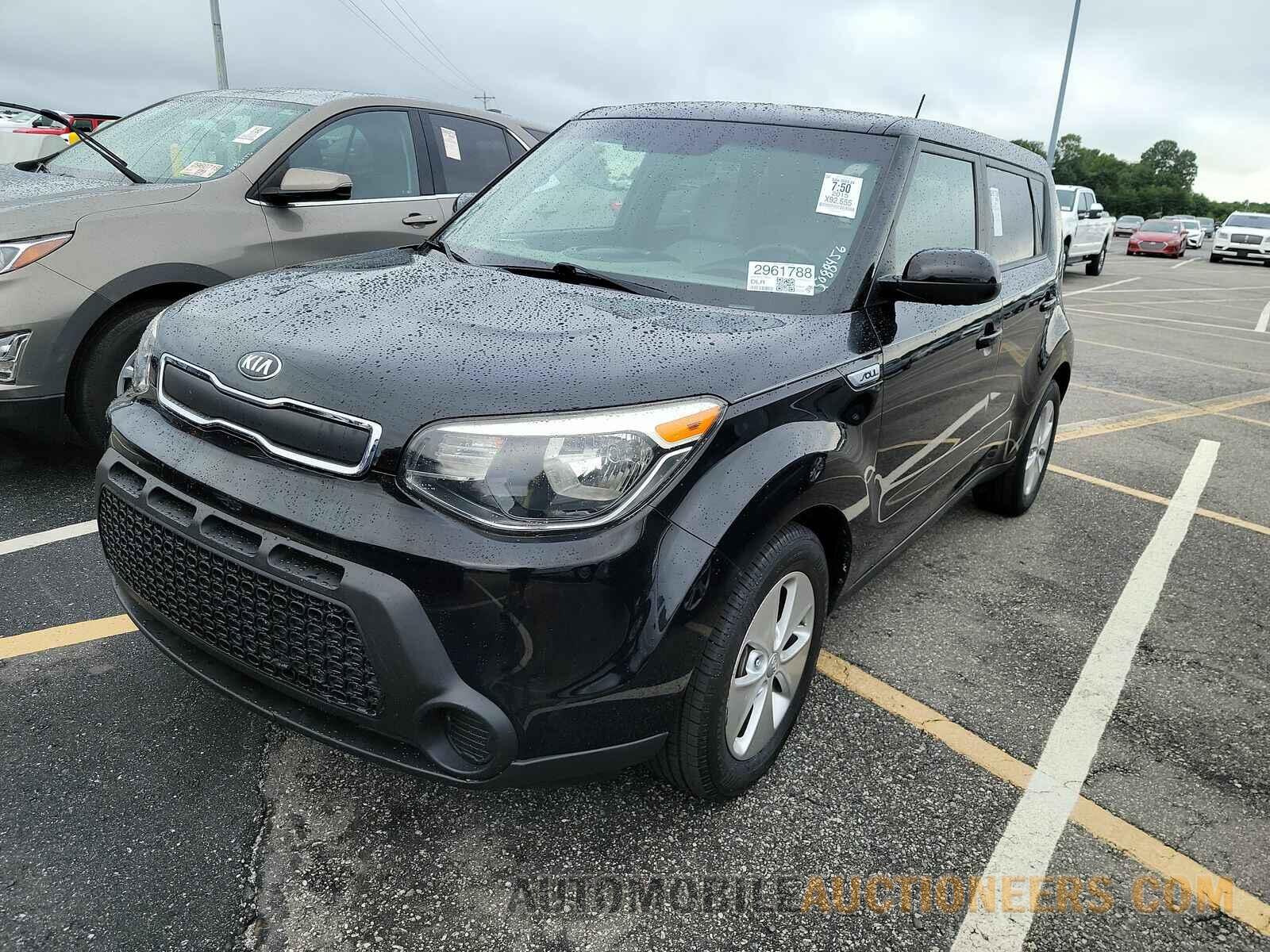 KNDJN2A22F7117855 Kia  2015