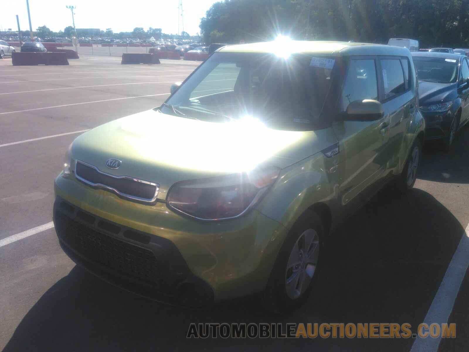 KNDJN2A22F7774137 Kia Soul 2015