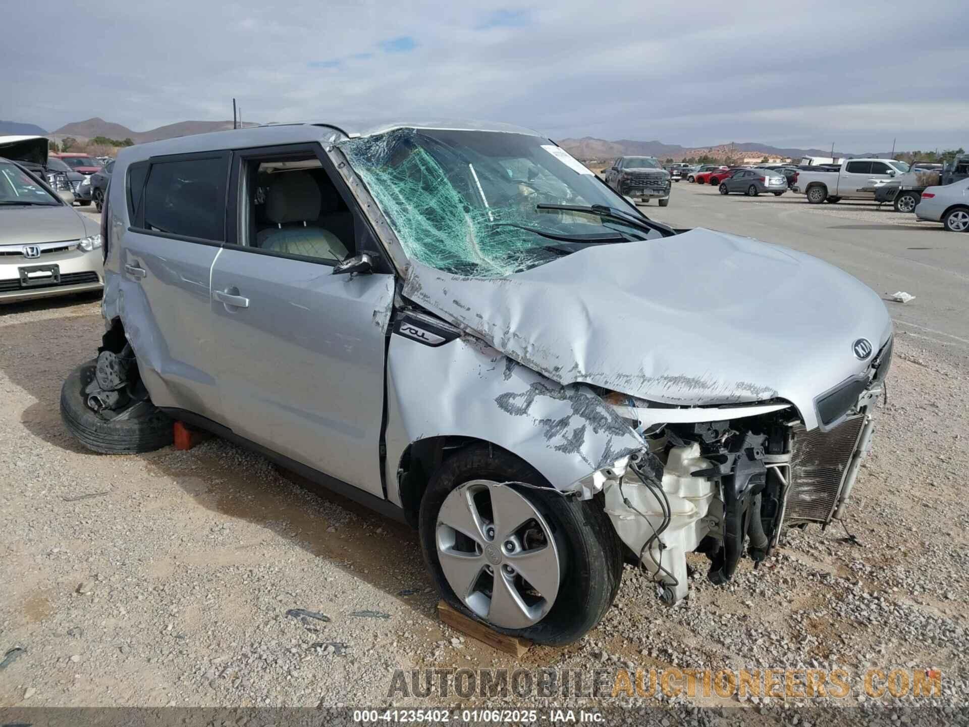 KNDJN2A22F7782576 KIA SOUL 2015