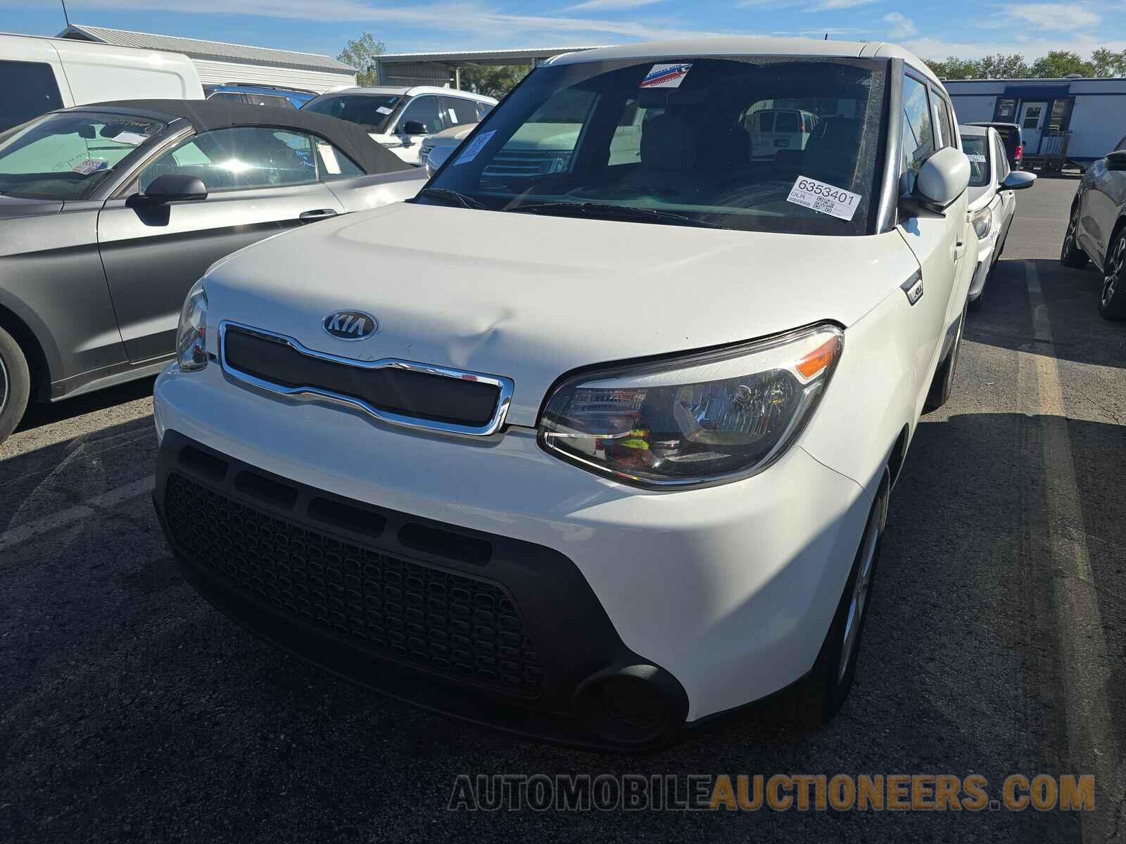 KNDJN2A22G7261522 Kia  2016