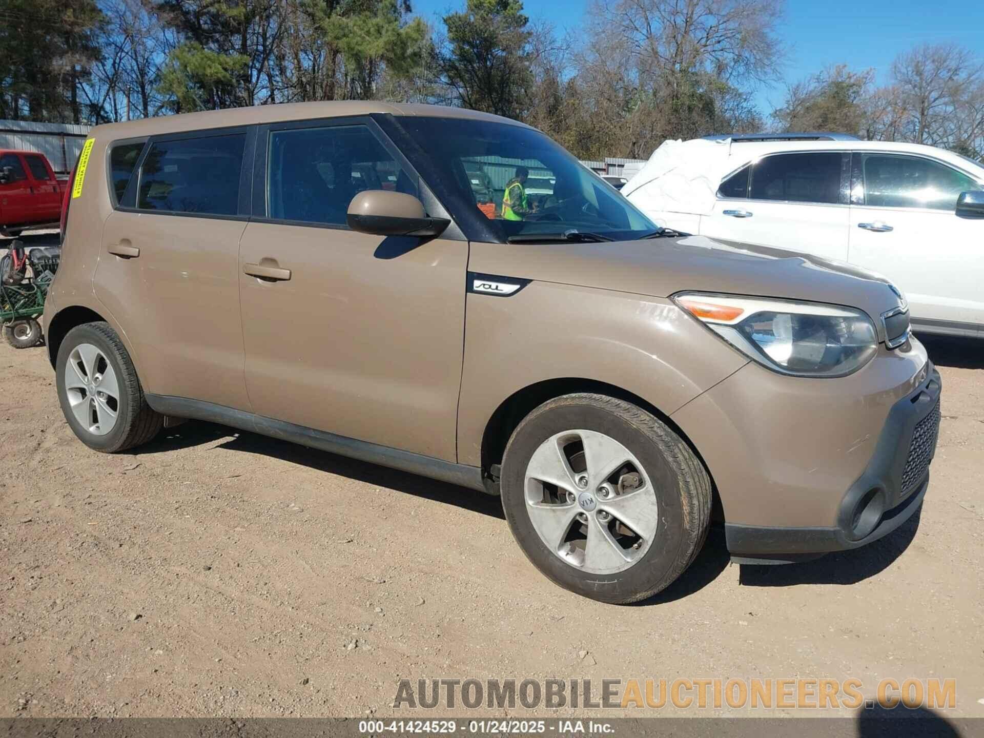 KNDJN2A22G7300268 KIA SOUL 2016