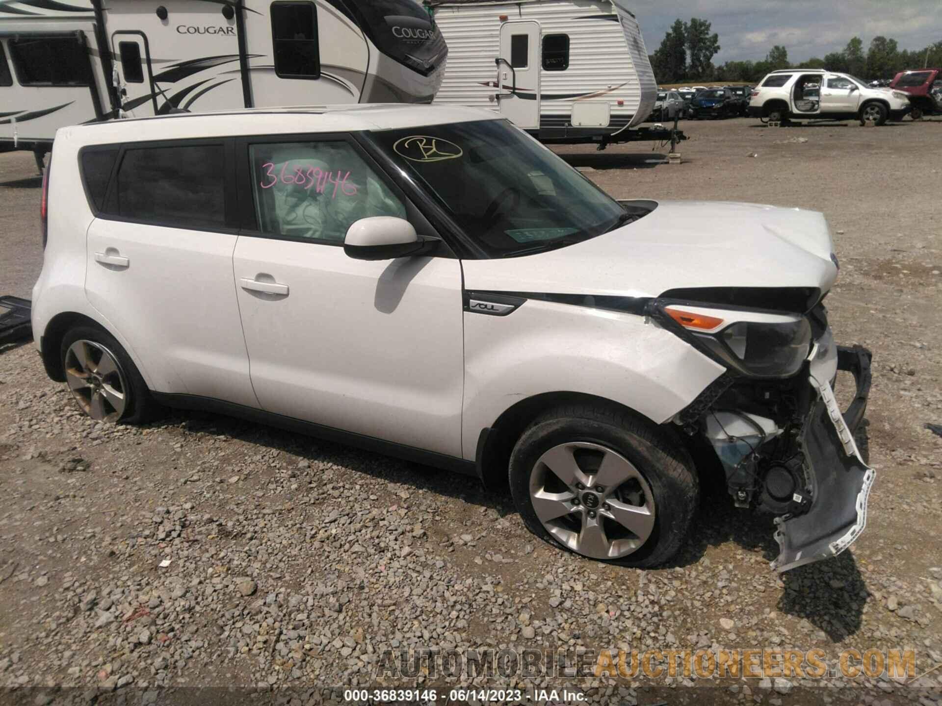 KNDJN2A22J7581110 KIA SOUL 2018