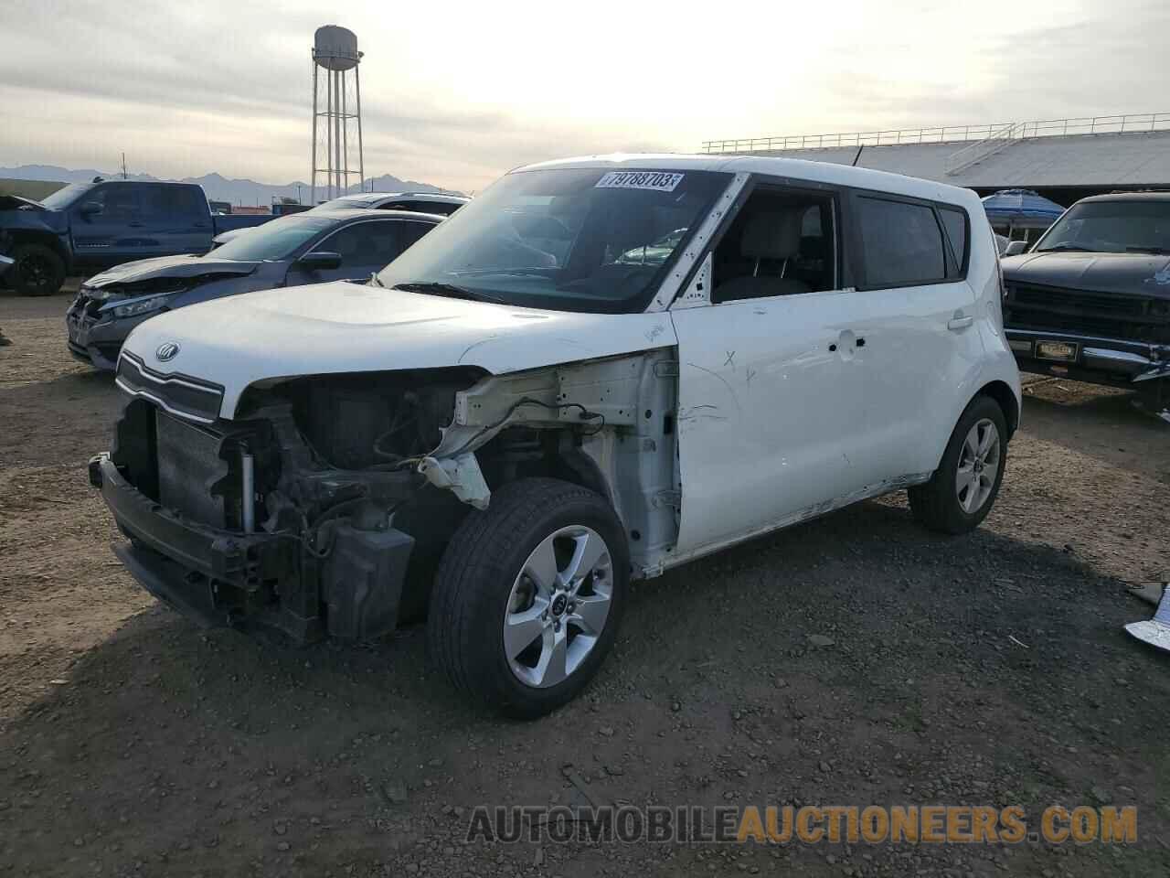 KNDJN2A22J7620584 KIA SOUL 2018