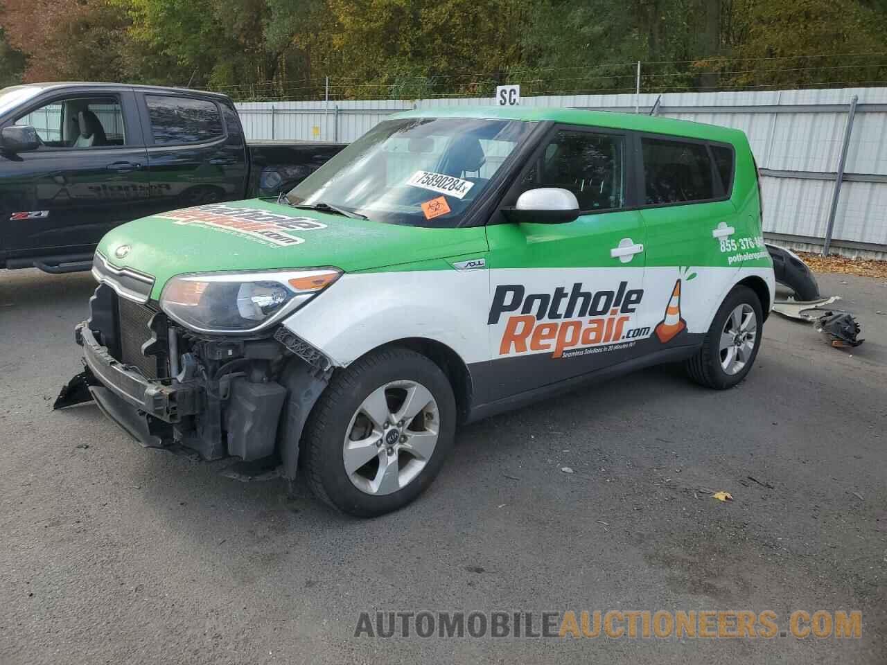 KNDJN2A23J7570469 KIA SOUL 2018