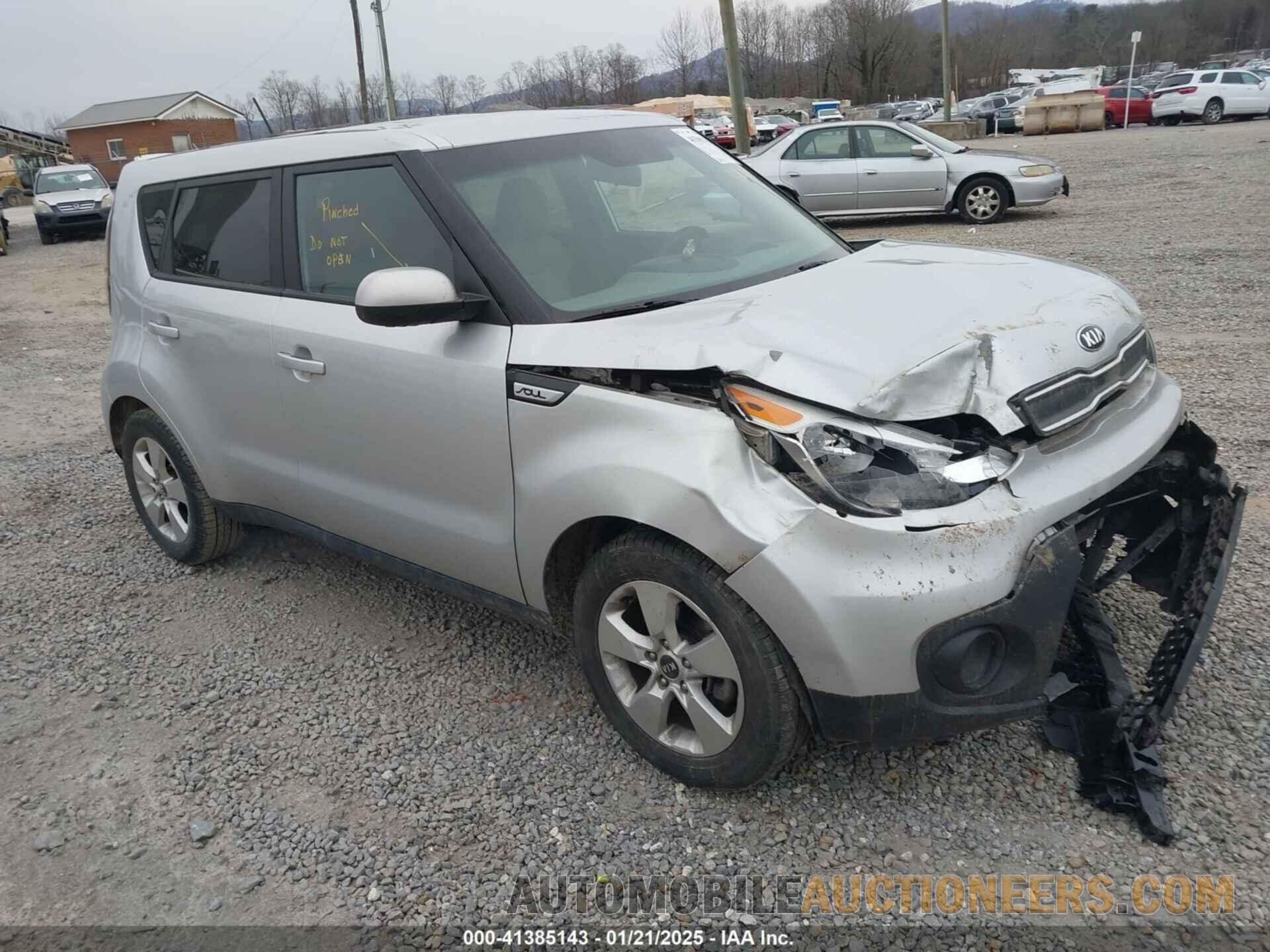 KNDJN2A23J7587207 KIA SOUL 2018