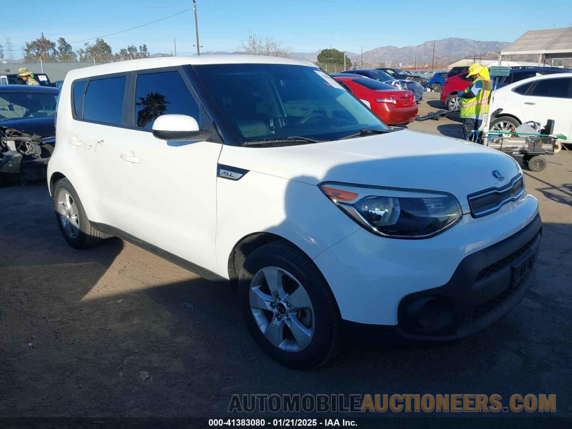 KNDJN2A24J7570061 KIA SOUL 2018