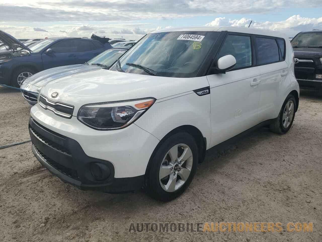 KNDJN2A24J7612261 KIA SOUL 2018