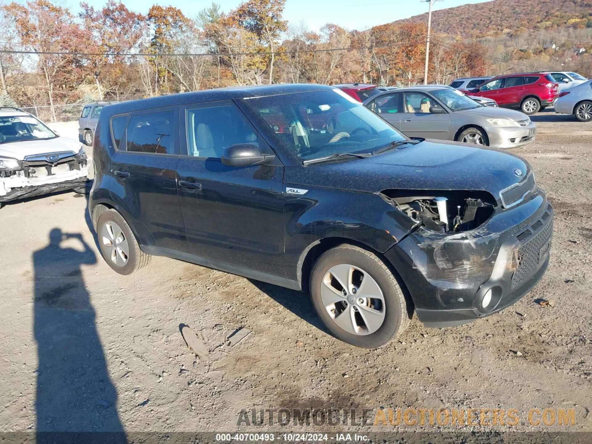 KNDJN2A25F7160912 KIA SOUL 2015