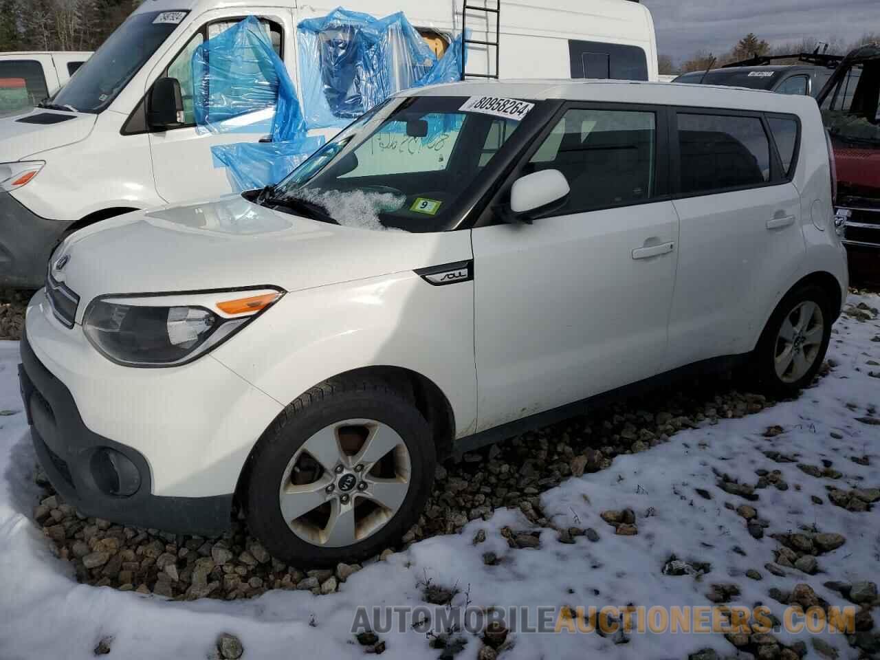 KNDJN2A25J7566813 KIA SOUL 2018