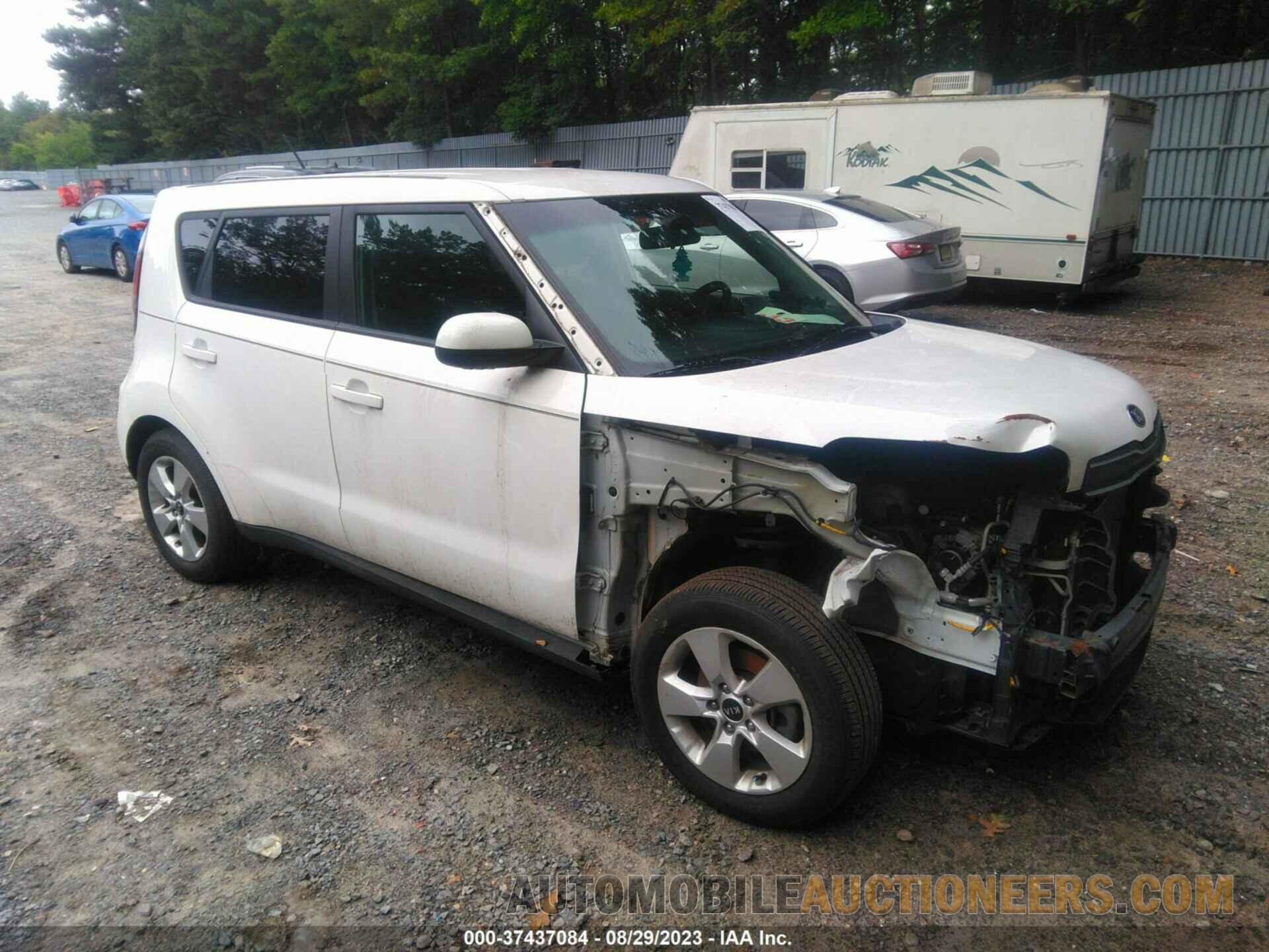 KNDJN2A25J7901875 KIA SOUL 2018