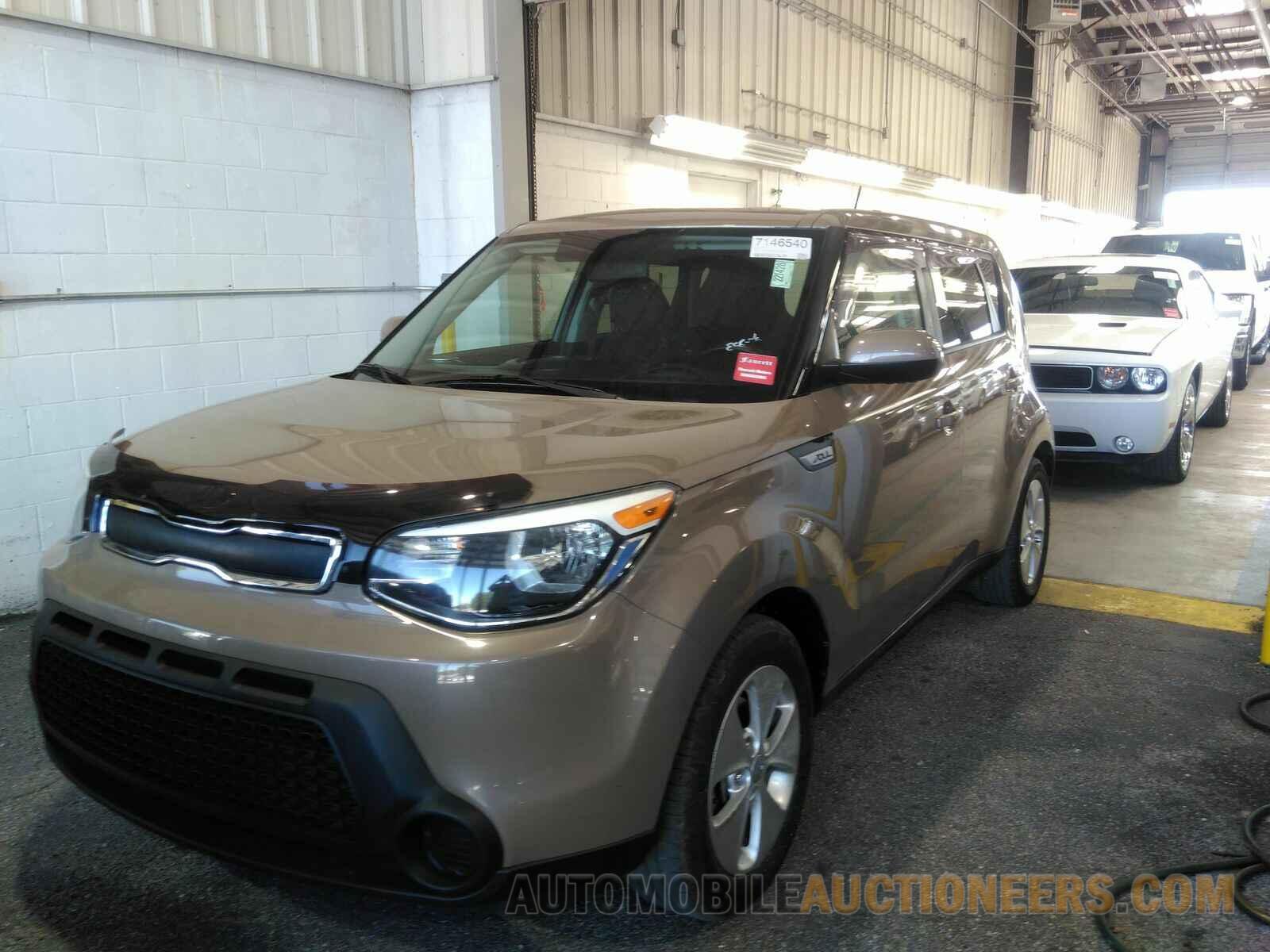 KNDJN2A26F7188136 Kia Soul 2015