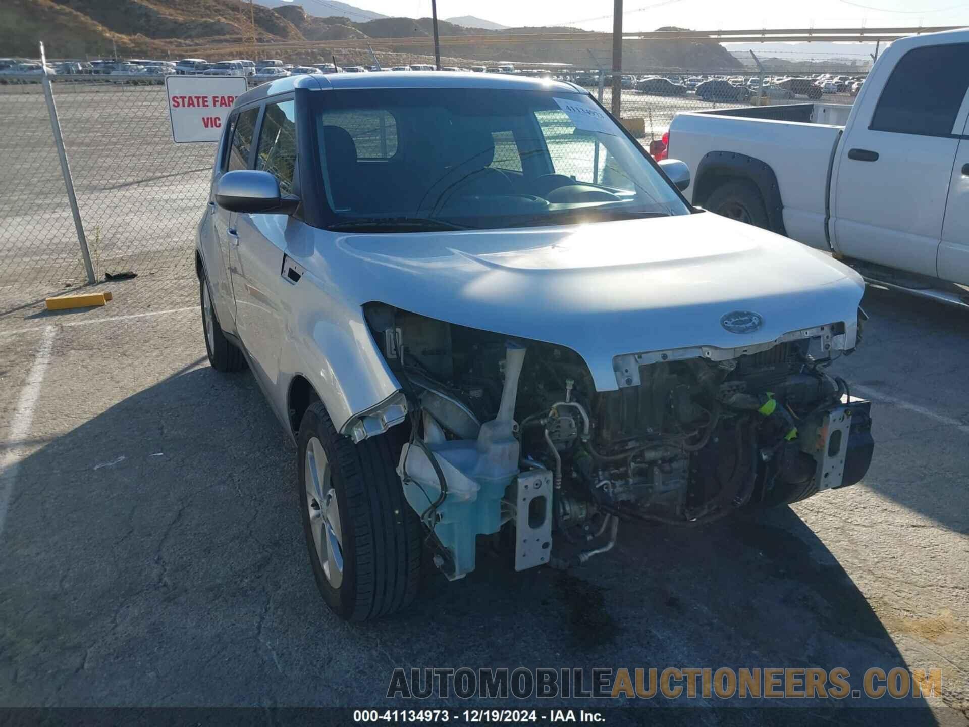 KNDJN2A26F7760435 KIA SOUL 2015